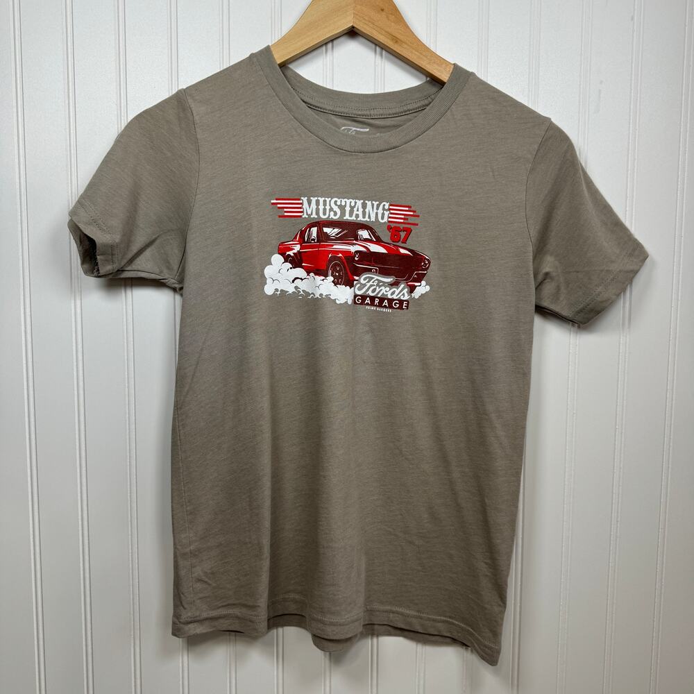 Ford's Garage Kids Size Large NWOT Mustang T-Shirt